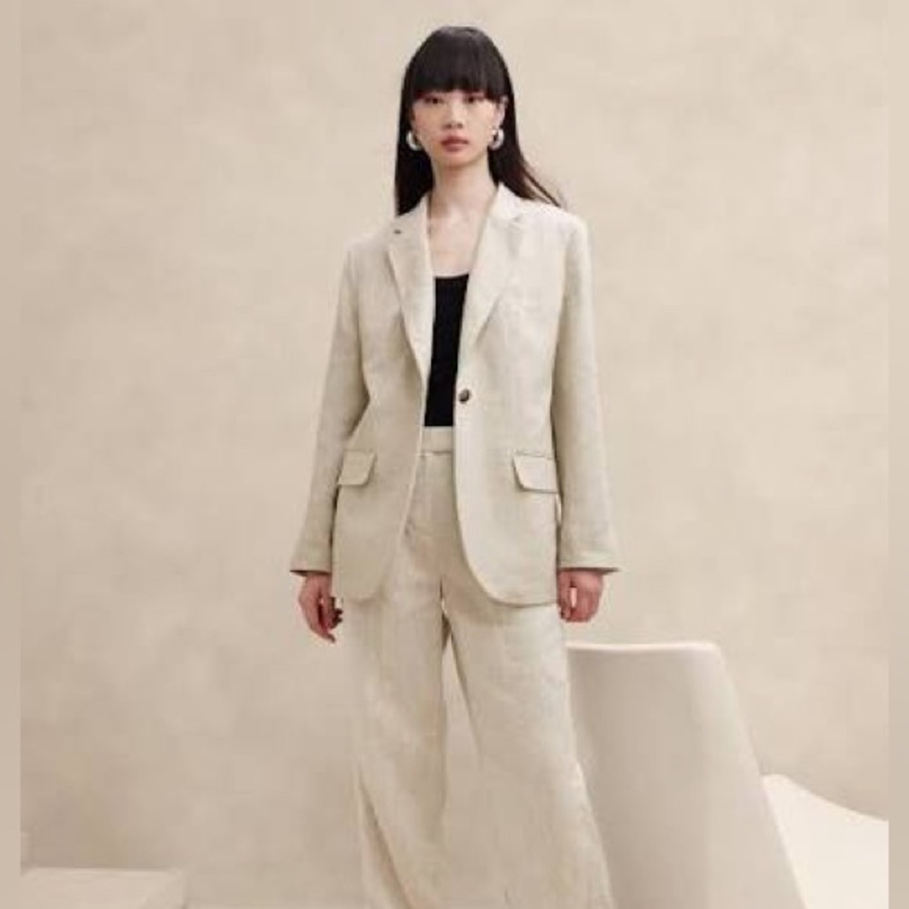 Banana Republic Women's Cream Blazer